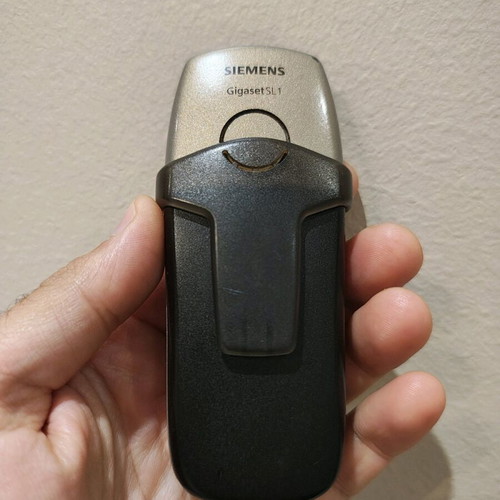 Siemens sl1 used without charger, no sim card support