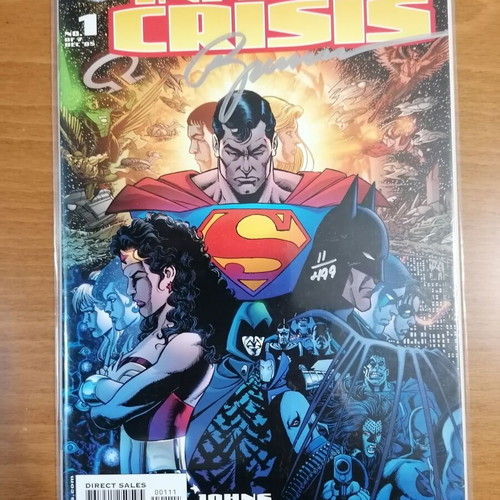 Infinite Crisis #1 signed comic like new