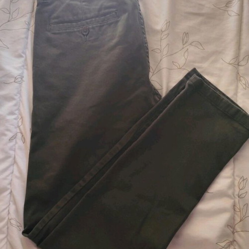 Olive W32 chino-style khaki pants slim fit like new