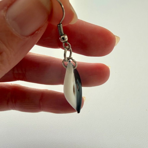 Dangling earrings like new, black and white, handmade design