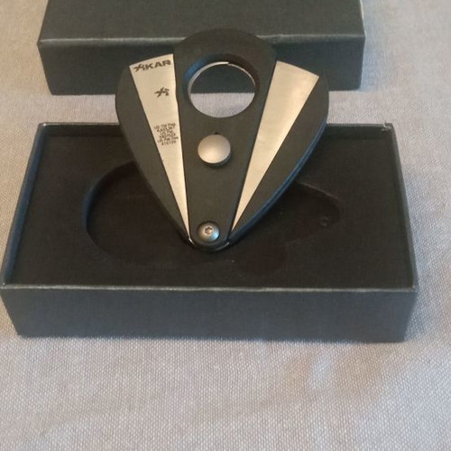 Xikar xi2 cigar cutter used, straight cut type