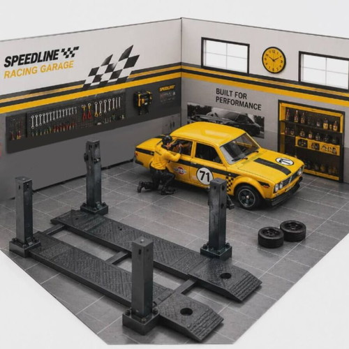 Diorama Garage 1/64 Scale with Hotwheels Car