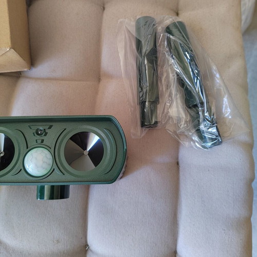 Timeless Tools HOP1000845-1 Solar Ultrasonic Animal Repeller new