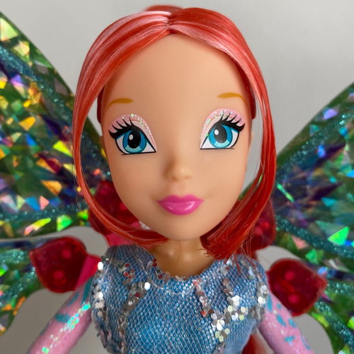 Winx Club Bloom Tynix Fairy doll used with iridescent wings