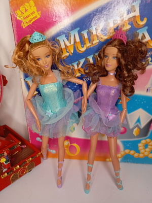 Κούκλες Barbie Isla και Hadley μεταχειρισμένες από Barbie in The 12 Dancing Princesses