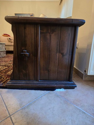 Wooden vintage furniture used, set of 2 pieces