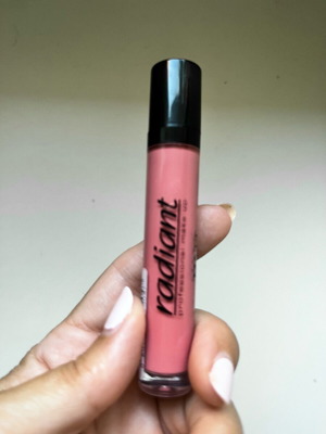 Radiant Matt lasting lip color No13 peach shade new
