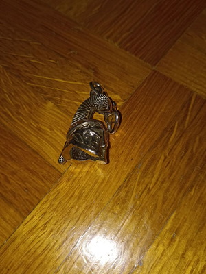 Spartan helmet keychain new, metal, gold-colored