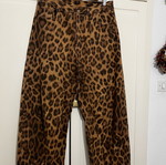 Lumina Leopard Set like new, brown, oversized fit