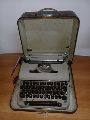 Olympia antique typewriter used