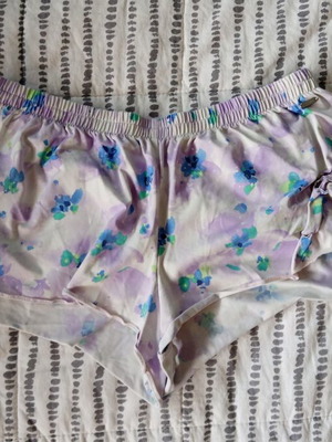 Shorts used size M, purple and green with defect