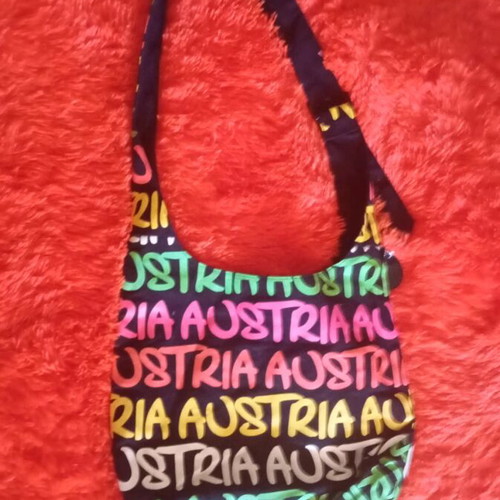 Robin Ruth shoulder bag like new, multicolored
