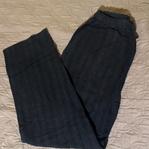 Black pants like new, small size