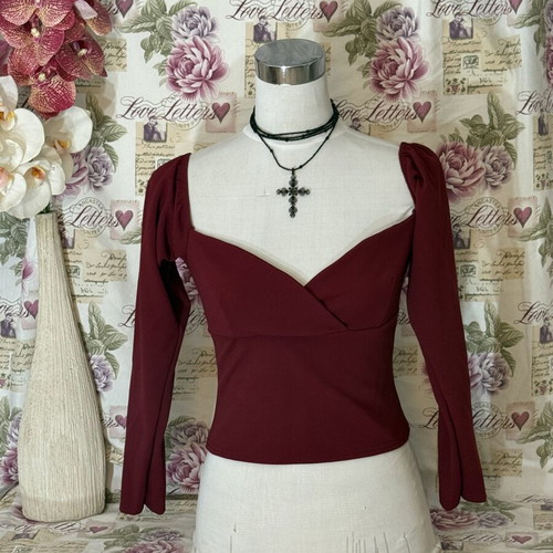 Boohoo bloody red crop top new with tags, size S/M