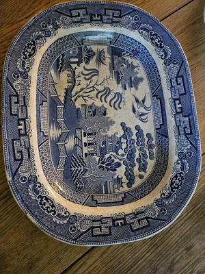 Large antique 19th century English Blue Willow platter like new