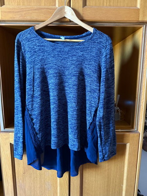 Thin blouse with lace sides new, blue, size XL