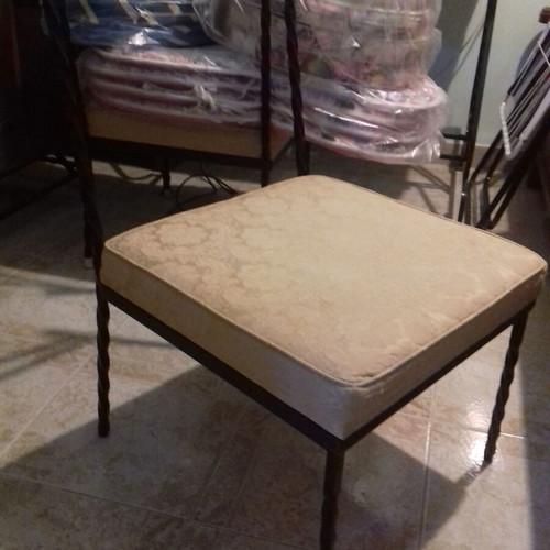 Chair used, solid iron, dimensions 45x45x75 cm
