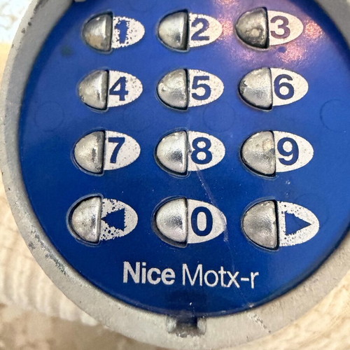 Nice Motx-r wireless keypad used