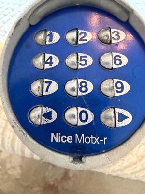 Nice Motx-r wireless keypad used