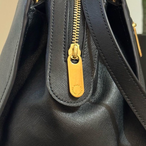 Marc Jacobs black shoulder bag like new