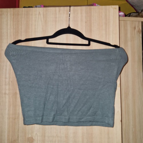 American Eagle strapless top like new, size M, olive color