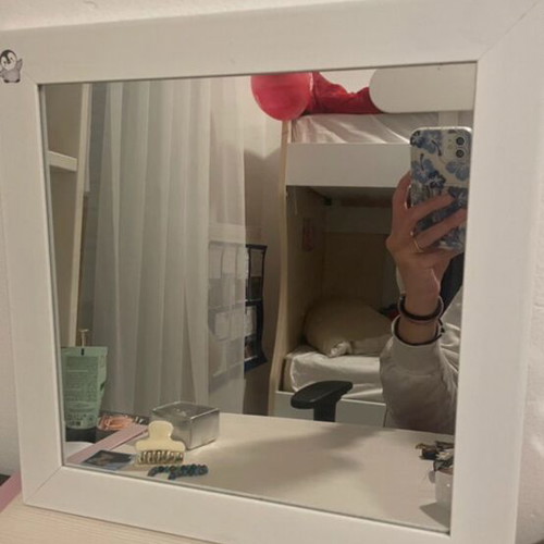 Wall mirror like new