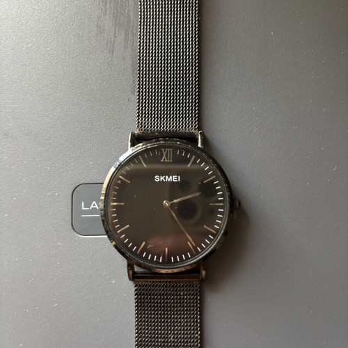 Skmei wristwatch new, black metal