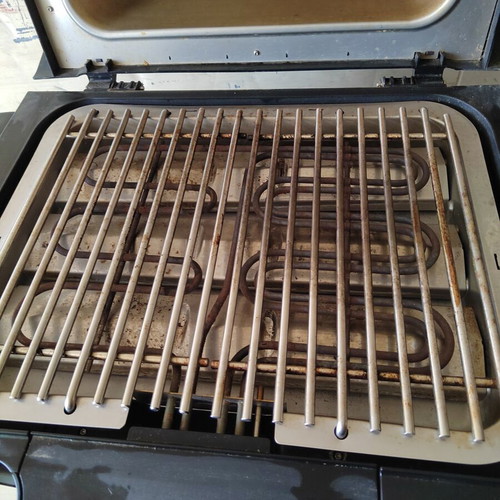 Severin SEVO GTS Electric Grill 3000W used with wheeled base and thermometer