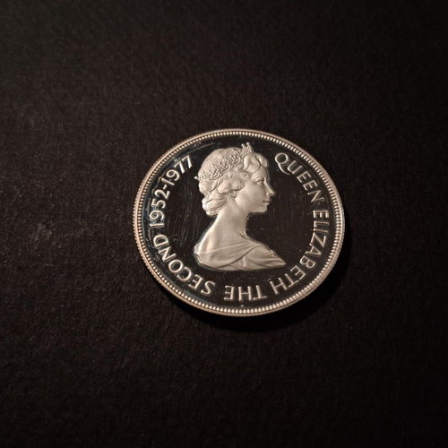 Bailiwick of Guernsey 25 Pence 1977 coin like new, silver .925
