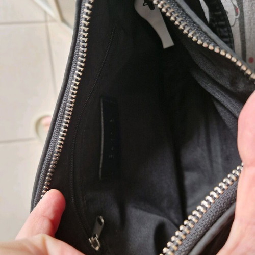 Berska hand bag like new, black crossbody