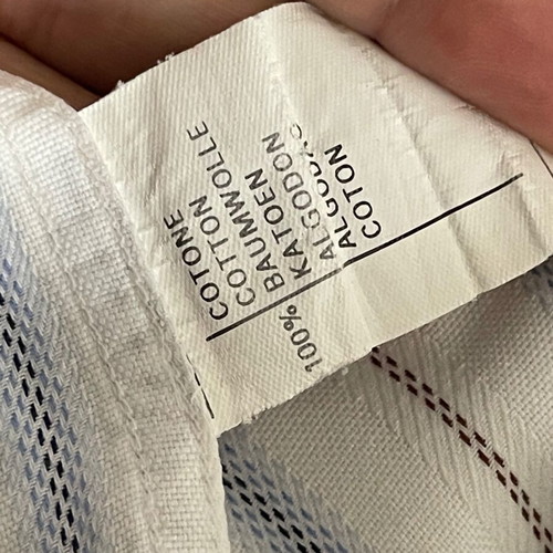 Men's dress shirts size L, set of 2, 1 new and 1 used