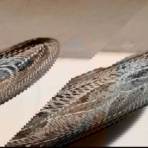 Ръчно изработена издълбана пепелник с камък от Мъртво море като нов