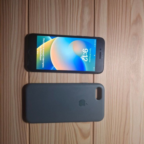 iPhone 8 used, fully functional, 64GB, black