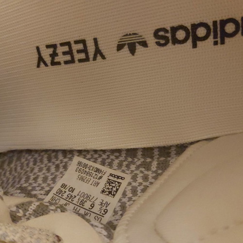 Adidas Yeezy Boost 350 V2 Static size -  180,00 - Vendora.cy