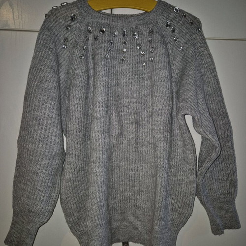 Gray pullover with large rhinestones medium size like new