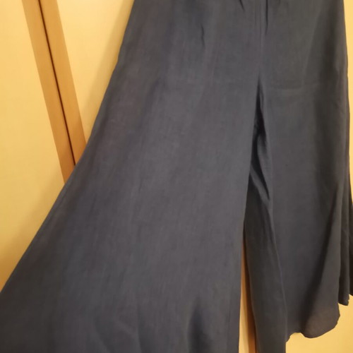 Linen pants and blouse set like new, electric blue