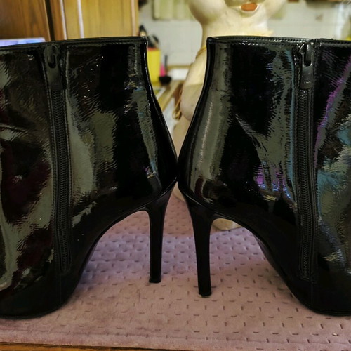 Sante black plush stiletto ankle boots like new, size 39