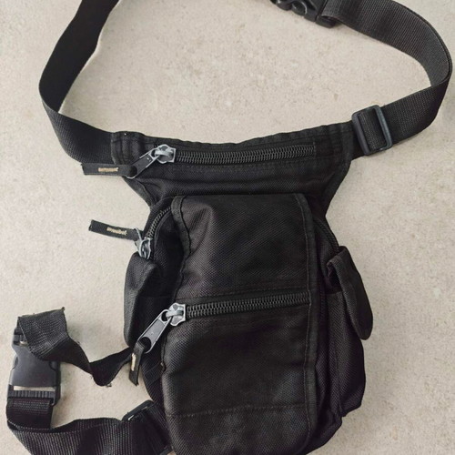Thigh bag black like new