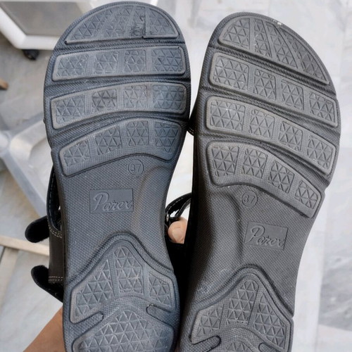 Leather Parex sandals black like new