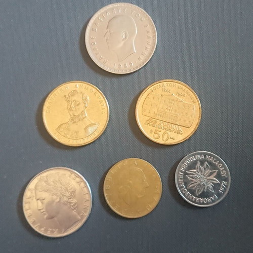 Greek and foreign coins like new, set of 7