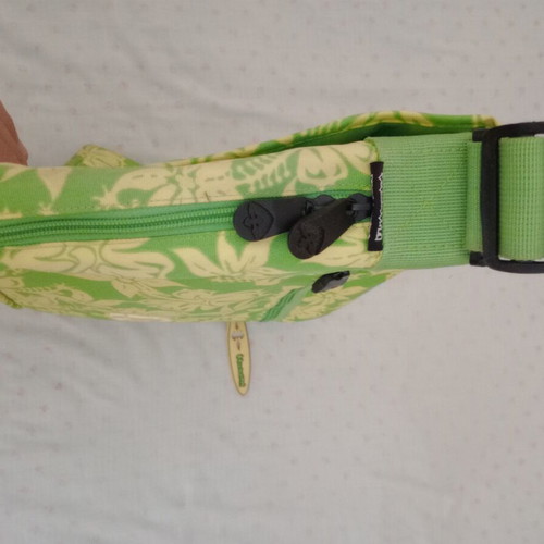 Brunoti crossbody messenger bag new, green and yellow