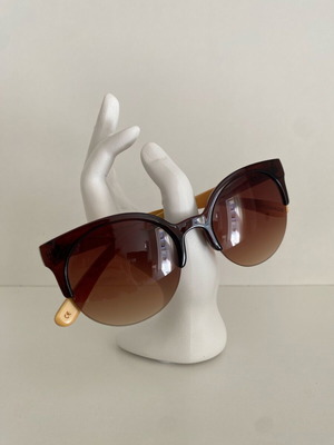 Handmade unisex sunglasses with wooden frame and polarised lenses, like new