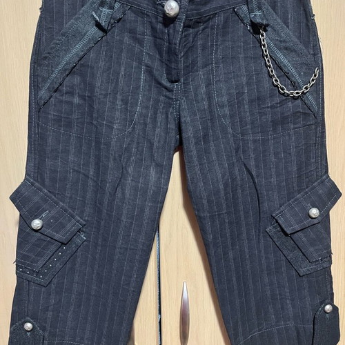 Ysatis black capri pants like new, size S
