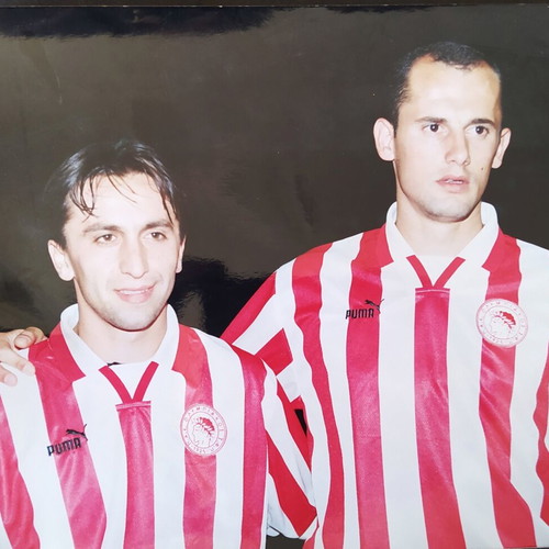 Olympiacos large photo like new