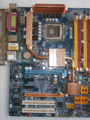 Gigabyte GA-965P-DS4 rev1 s775 motherboard used, non-working