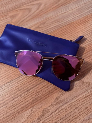 Trussardi sunglasses like new, pink gold color