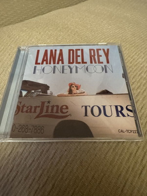 Lana del Rey Honeymoon CD like new