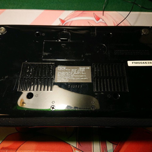 iHome iH9 alarm clock used with iPod dock and radio