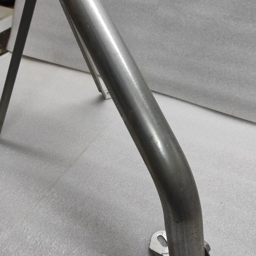 Base Φ40 Galvanized Tripod for Terrestrial or Satellite Antenna