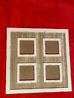 Photo frame for 4 small photos used
